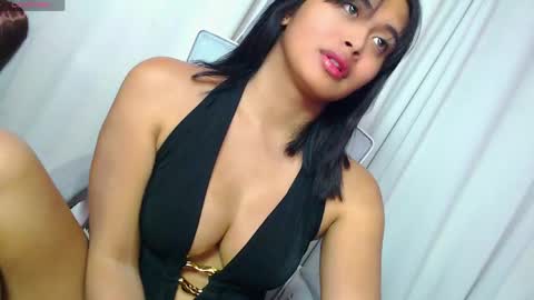 Snapshot of lustykeisha chatting on April 8, 11:27 pm KEISHA - DONT FORGET TO FOLLOW ME AND GIVE ME THUMBS UP 3 online show from April 8, 11:27 pm