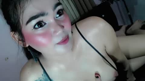 Snapshot of lustyseraphina chatting on July 18, 10:24 pm lustyseraphina online show from July 18, 10:24 pm