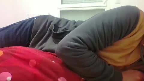 Snapshot of lutin181577185596 chatting on March 6, 2:41 am lutin181577185596 online show from March 6, 2:41 am