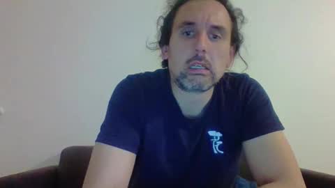 Snapshot of lutin181577185596 chatting on March 15, 10:38 pm lutin181577185596 online show from March 15, 10:38 pm