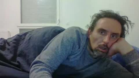 Snapshot of lutin181577185596 chatting on March 22, 4:49 am lutin181577185596 online show from March 22, 4:49 am