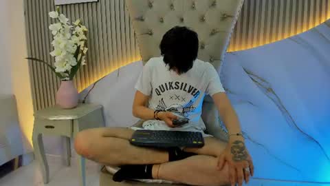 Snapshot of luucky_strike chatting on July 21, 3:42 am luucky strike online show from July 21, 3:42 am