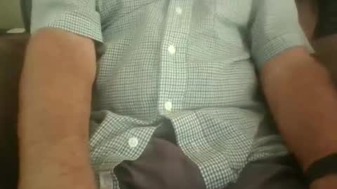 Snapshot of luv269er chatting on March 26, 9:31 pm luv269er online show from March 26, 9:31 pm