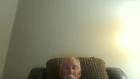 Snapshot of luv269er chatting on March 30, 4:46 am luv269er online show from March 30, 4:46 am