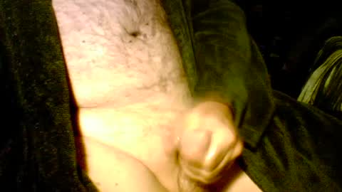 Snapshot of luv2cum4u482 chatting on June 18, 3:51 am luv2cum4u482 online show from June 18, 3:51 am