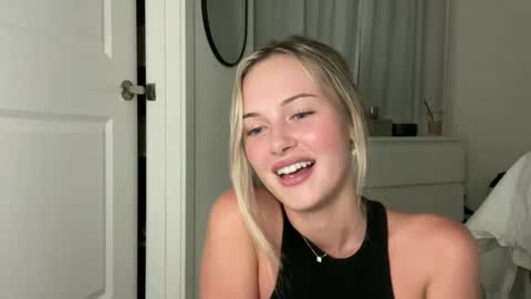 Aimee online show from September 20, 3:07 am