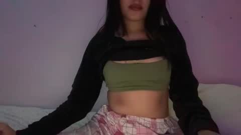 Luviee online show from February 4, 2:39 am