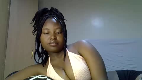 Tracy online show from October 18, 7:36 pm