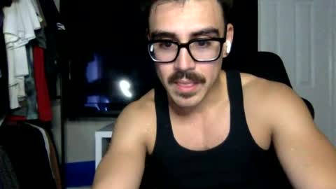 Snapshot of luvrboy77 chatting on July 3, 5:14 am luvrboy77 online show from July 3, 5:14 am