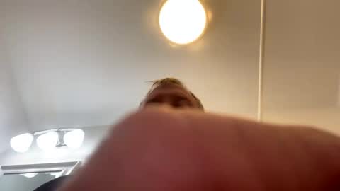 Snapshot of luvtobenude21 chatting on January 21, 12:18 pm Joe and Sarah online show from January 21, 12:18 pm