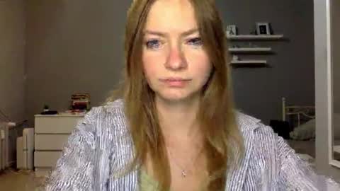 Millie online show from February 17, 9:54 pm