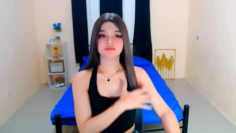 queen lux online show from October 10, 12:53 am