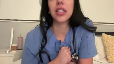 luxcher22 online show from January 15, 6:22 am