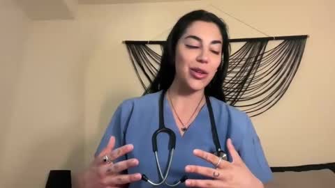 luxcher22 online show from March 1, 3:21 am