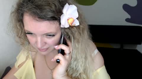 Donna online show from June 29, 2:17 pm
