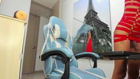 SOFFSOTO777 online show from April 30, 10:25 pm