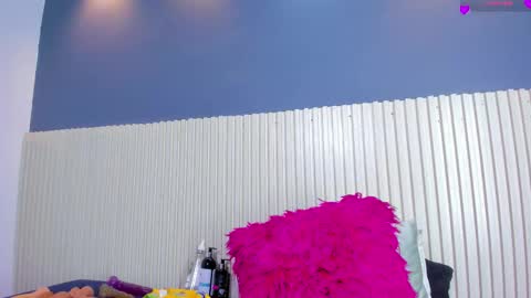 Luxe3 online show from December 3, 11:30 am