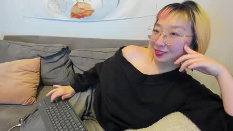 LuxGray online show from January 18, 6:13 am