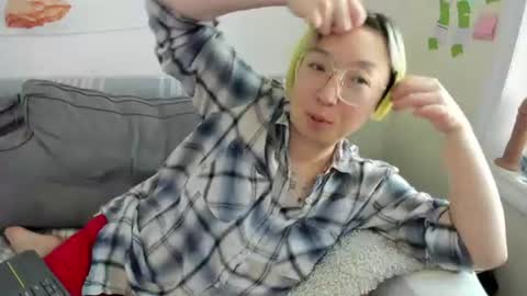 Snapshot of luxgray chatting on June 8, 7:36 pm LuxGray online show from June 8, 7:36 pm