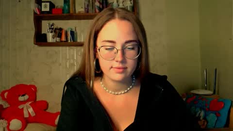 Katie online show from October 1, 9:54 pm