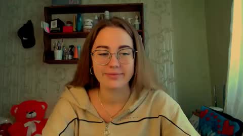 Katie online show from October 18, 9:21 am