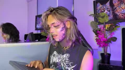 Luxiel 3 online show from November 26, 10:55 pm