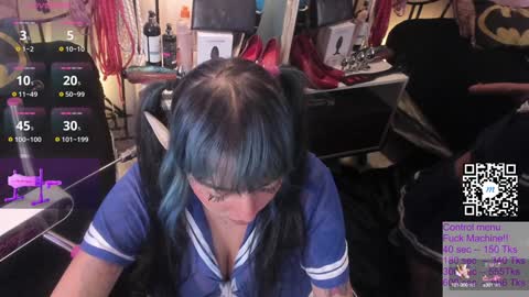 Snapshot of luxifer_666 chatting on December 9, 8:01 pm Luxifer  online show from December 9, 8:01 pm