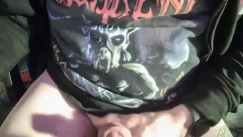 Snapshot of luxiferr666 chatting on March 6, 7:10 pm belzebubs online show from March 6, 7:10 pm