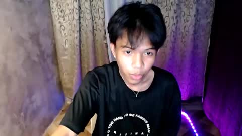 Snapshot of luxirfy_xx chatting on January 9, 6:21 pm luxirfy online show from January 9, 6:21 pm