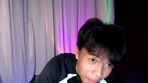 Snapshot of luxirfy_xx chatting on March 22, 6:55 pm luxirfy online show from March 22, 6:55 pm