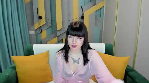 LuxSiren online show from March 21, 9:07 pm
