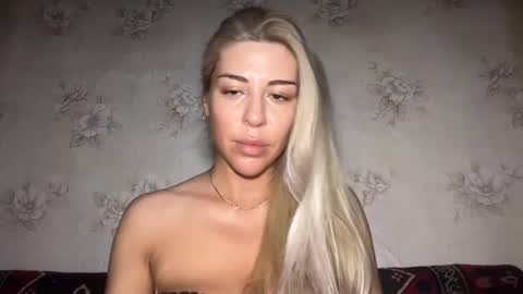 Snapshot of luxsonyastar chatting on July 28, 7:50 pm LuxSonyaStar online show from July 28, 7:50 pm