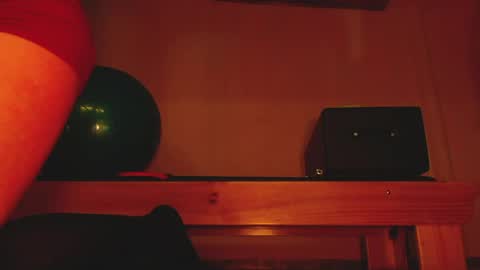 Liss online show from May 30, 1:14 am