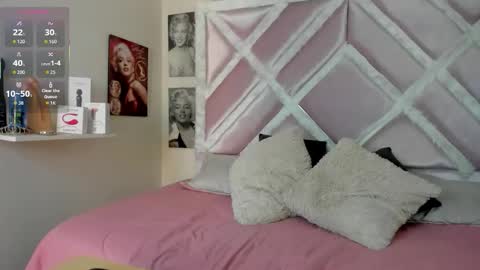 Lux online show from February 21, 1:12 pm