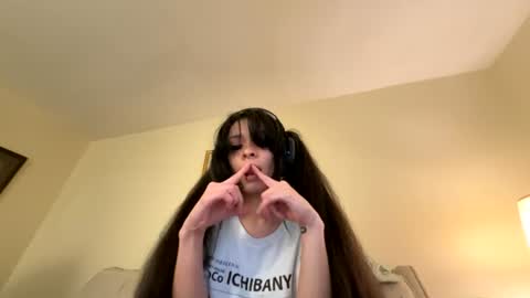 LuxxxTheFox online show from July 28, 4:30 am