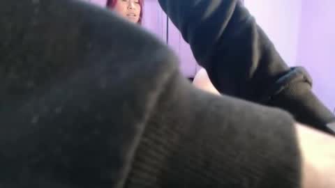 luxy_thomas online show from May 2, 11:21 pm