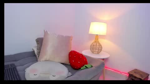 Snapshot of luz_gomez chatting on February 19, 1:08 am Luz Gomez online show from February 19, 1:08 am