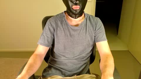 Snapshot of lxgxnd99 chatting on February 14, 10:56 am lxgxnd99 online show from February 14, 10:56 am