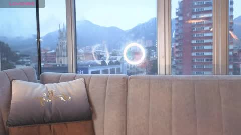 lya_brown online show from May 2, 11:37 am