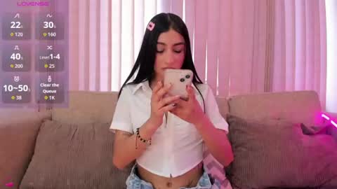 lya_brown online show from June 12, 6:18 pm