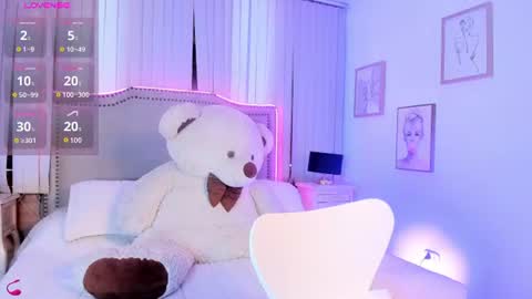 lya_brown online show from July 1, 11:45 am