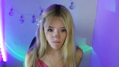 Call me Lia  online show from February 25, 9:35 pm