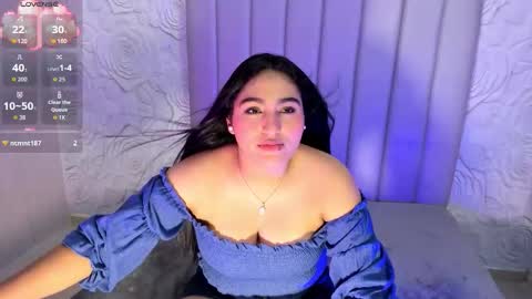 LYA DUBOIS  online show from March 3, 10:26 pm