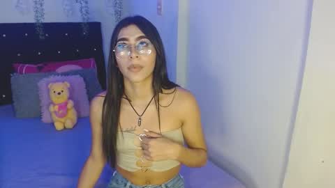 Lyaa Cutee online show from November 7, 2:55 am