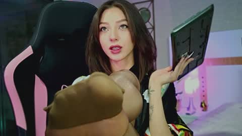 Snapshot of lyahaven chatting on January 25, 12:26 pm Lya Haven online show from January 25, 12:26 pm