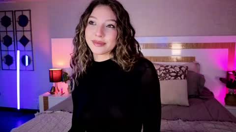 Lya Haven online show from June 10, 10:30 pm
