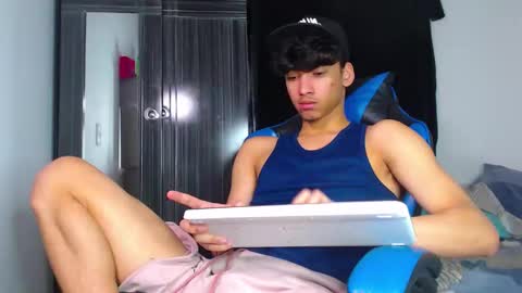 Lyam online show from February 24, 7:45 pm