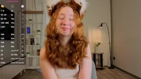Snapshot of lydaerne chatting on May 9, 1:22 am Call me Liddy Im so new here show me how to get fun here please online show from May 9, 1:22 am
