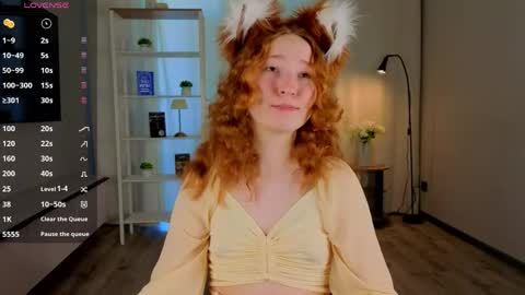 Snapshot of lydaerne chatting on May 10, 1:22 am Call me Liddy Im so new here show me how to get fun here please online show from May 10, 1:22 am