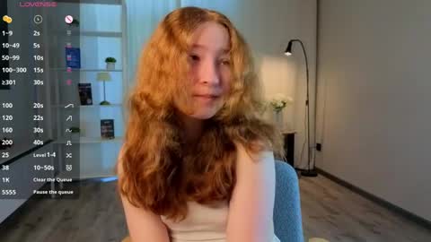 Snapshot of lydaerne chatting on May 14, 1:23 am Call me Liddy Im so new here show me how to get fun here please online show from May 14, 1:23 am